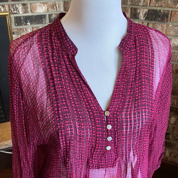 CHICOS (?) vibrant and sheer top with mandarin collar. No tags - believe size XL - Picture 2 of 7